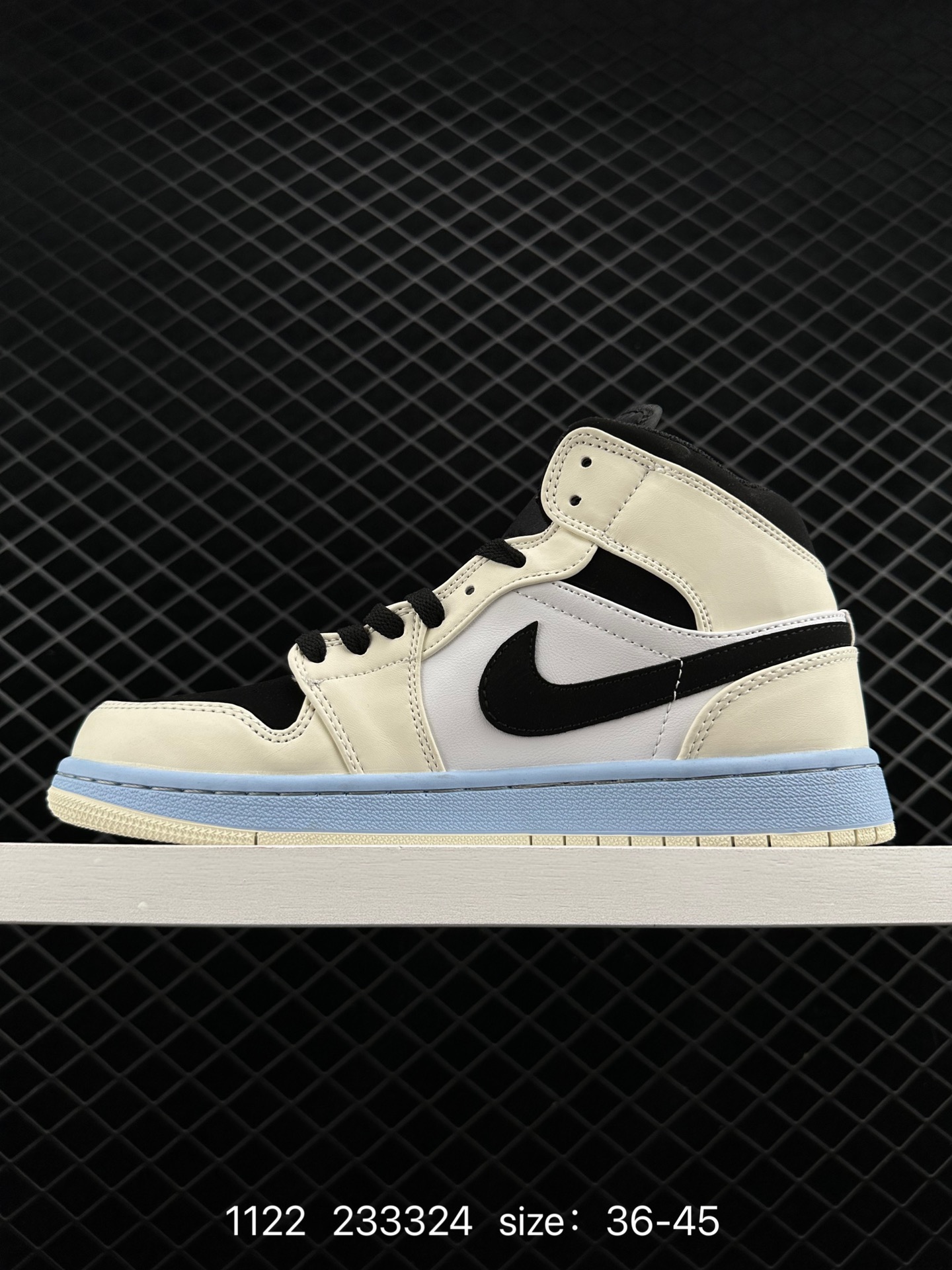 Nike Air Jordan 1 Retro High OG”Black/White“